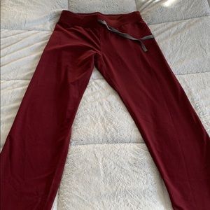 Burgundy Figs Livingston pant size small regular